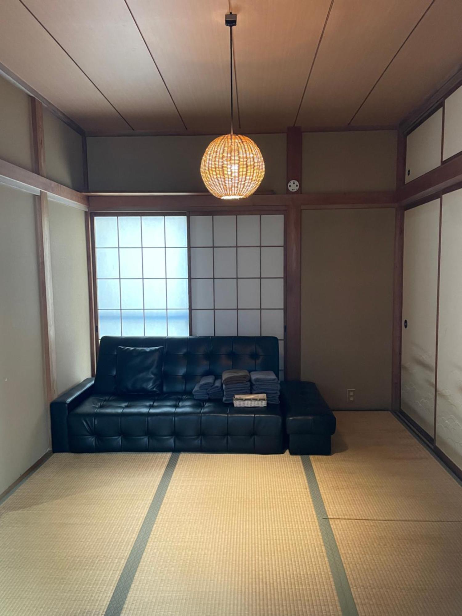 Hide Out Apartment